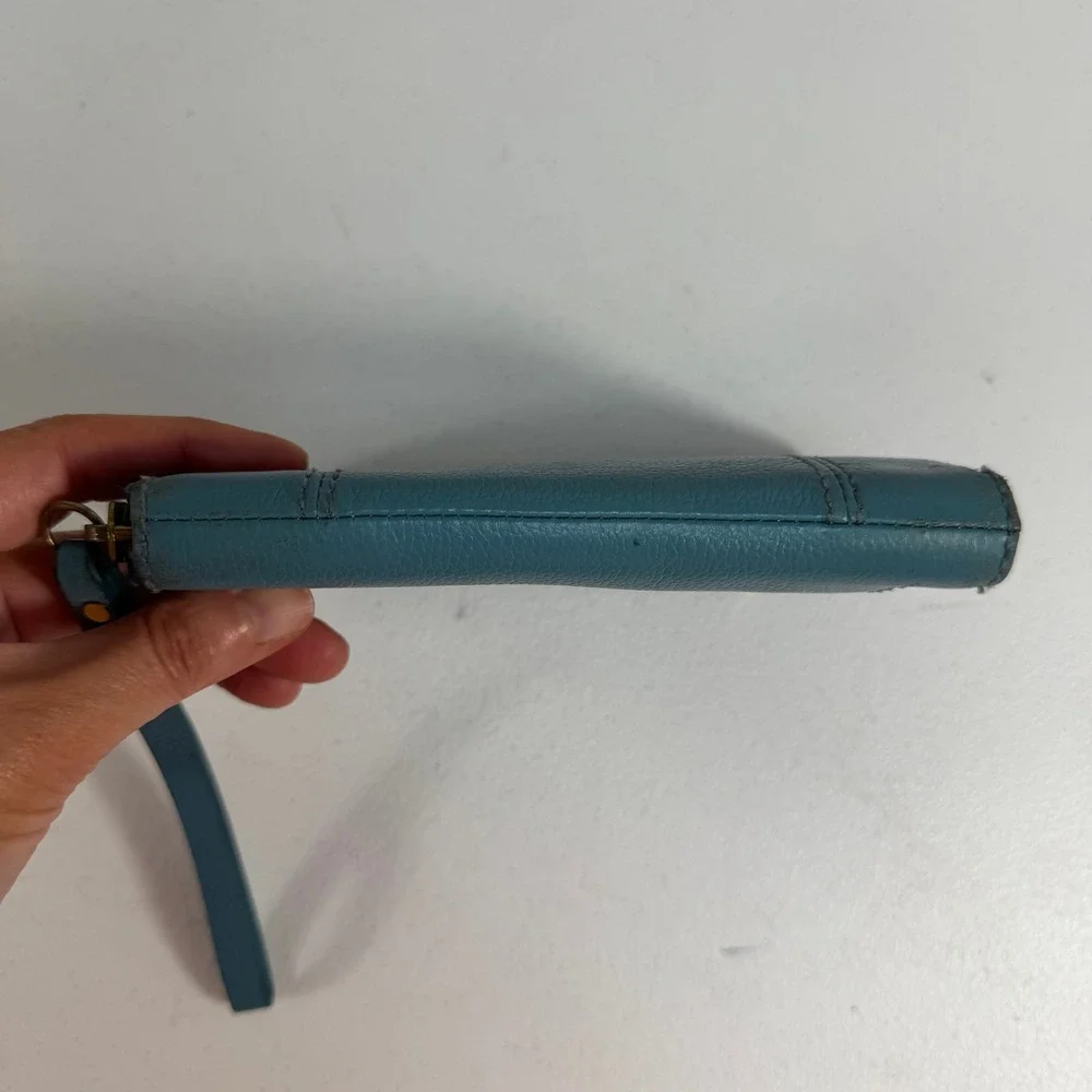 Fossil Logan Zip Around Clutch Wallet Wristlet Pebbled Leather‎ Teal Blue Travel